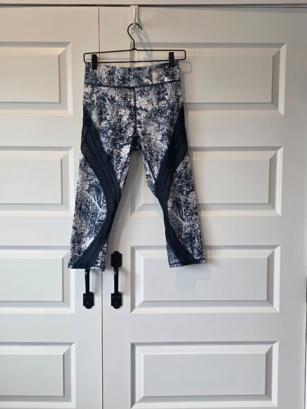Lululemon Never Still Crop *21"